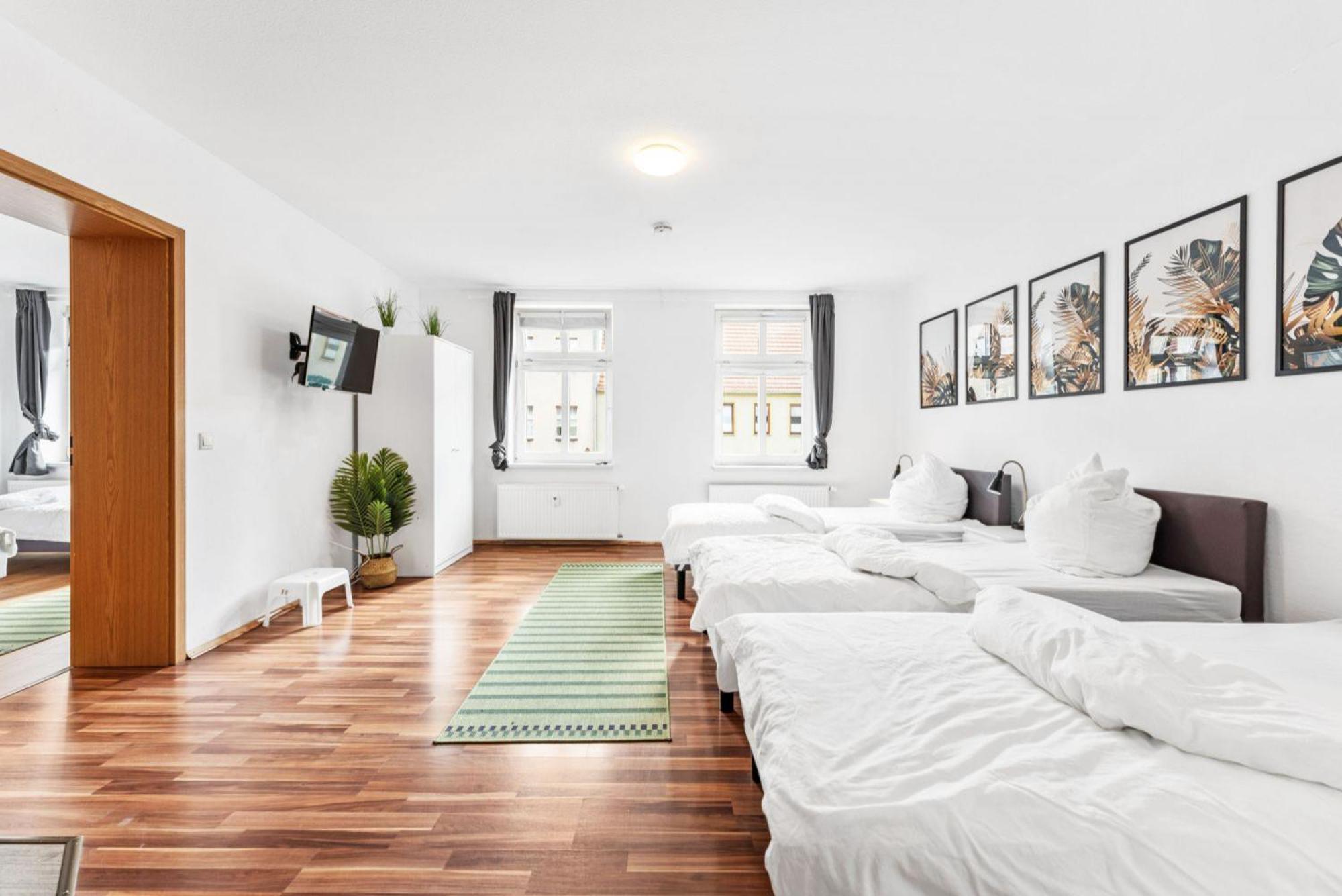Cosy Apartment With Balcony And Fireplace Juterbog Bagian luar foto